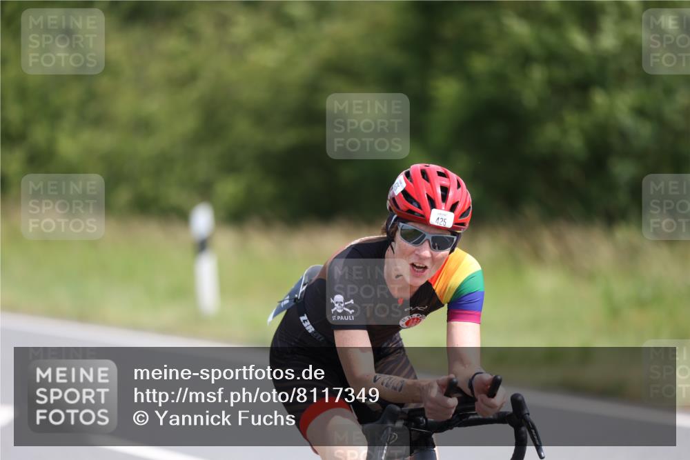 22.06.2025 - Viking Triathlon Yannick Fuchs http://msf.ph/oto/8117349 22.06.2025 11:42:45 Radfahren 2, 45, 74, 81, 102, 365, 414, 425, 441, 610 meine-sportfotos.de