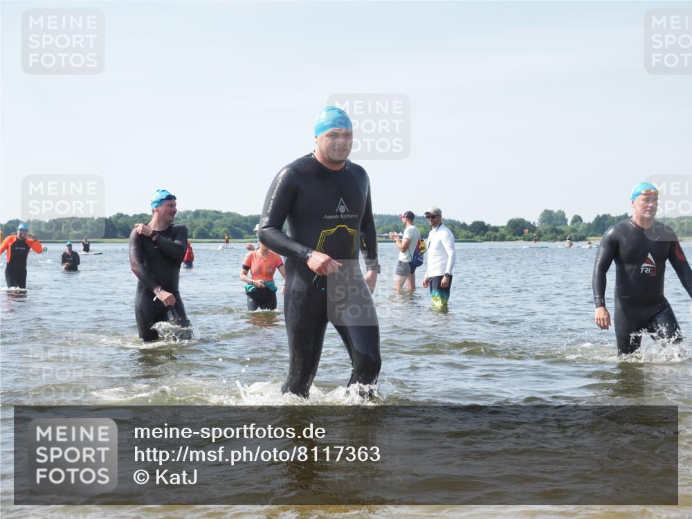 22.06.2025 - Viking Triathlon KatJ http://msf.ph/oto/8117363 22.06.2025 10:44:20 Schwimmen 103, 123, 130, 205, 439, 467, 650 meine-sportfotos.de