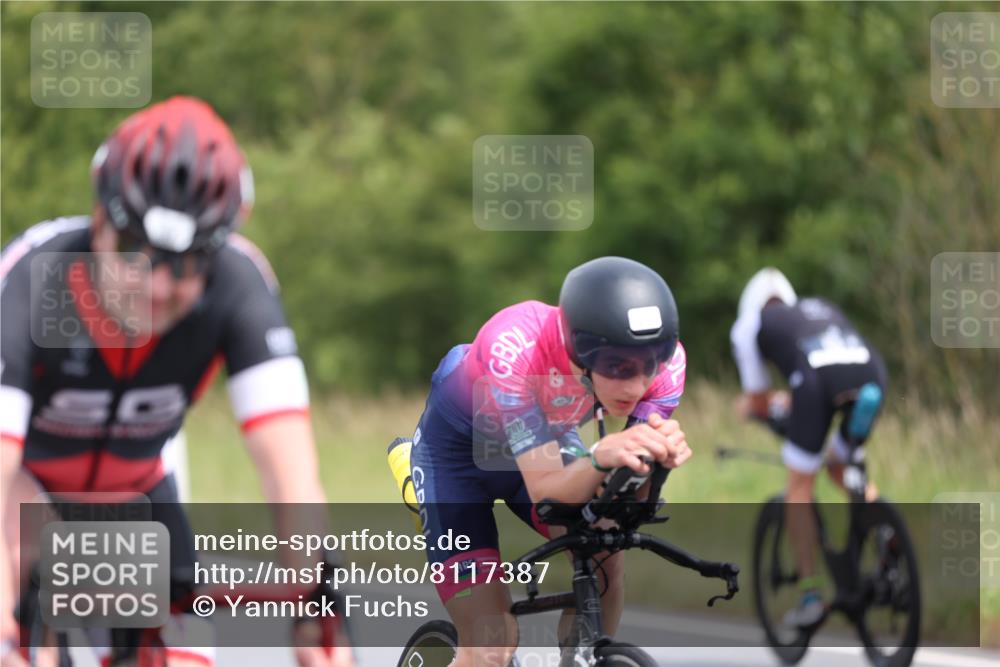 22.06.2025 - Viking Triathlon Yannick Fuchs http://msf.ph/oto/8117387 22.06.2025 12:21:46 Radfahren 63, 199, 442, 610 meine-sportfotos.de