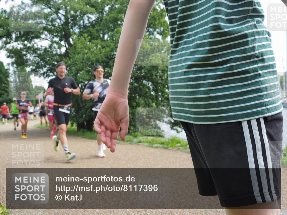 22.06.2025 - Viking Triathlon KatJ http://msf.ph/oto/8117396 22.06.2025 13:27:52 Laufen 72, 93, 269, 287, 618 meine-sportfotos.de