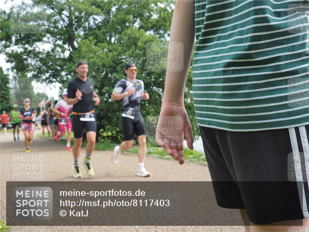 22.06.2025 - Viking Triathlon KatJ http://msf.ph/oto/8117403 22.06.2025 13:27:52 Laufen 72, 93, 269, 287, 618 meine-sportfotos.de