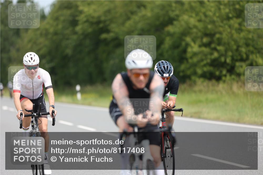 22.06.2025 - Viking Triathlon Yannick Fuchs http://msf.ph/oto/8117408 22.06.2025 12:21:56 Radfahren 6, 109, 278, 318, 350, 377, 442, 493, 606 meine-sportfotos.de