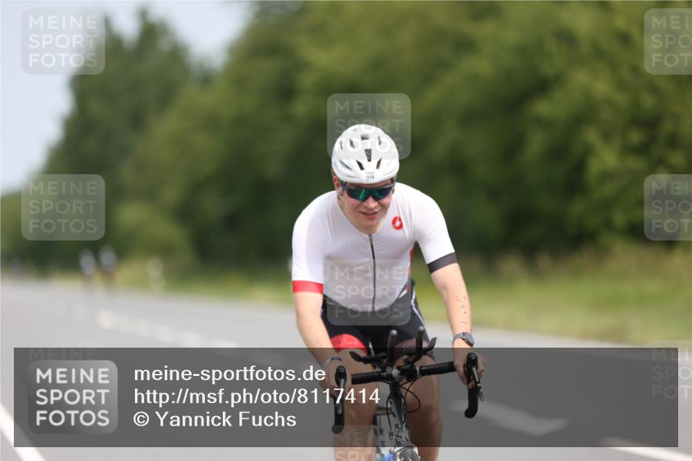 22.06.2025 - Viking Triathlon Yannick Fuchs http://msf.ph/oto/8117414 22.06.2025 12:21:57 Radfahren 6, 109, 278, 318, 350, 377, 442, 493, 606 meine-sportfotos.de