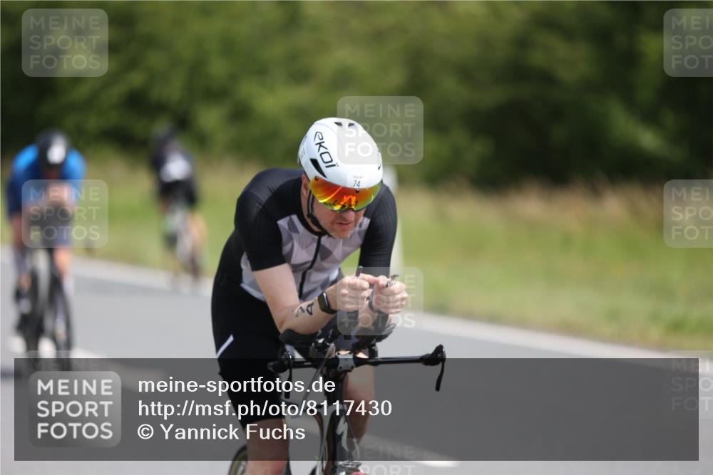 22.06.2025 - Viking Triathlon Yannick Fuchs http://msf.ph/oto/8117430 22.06.2025 11:42:51 Radfahren 2, 45, 74, 81, 102, 414, 441, 610, 661 meine-sportfotos.de