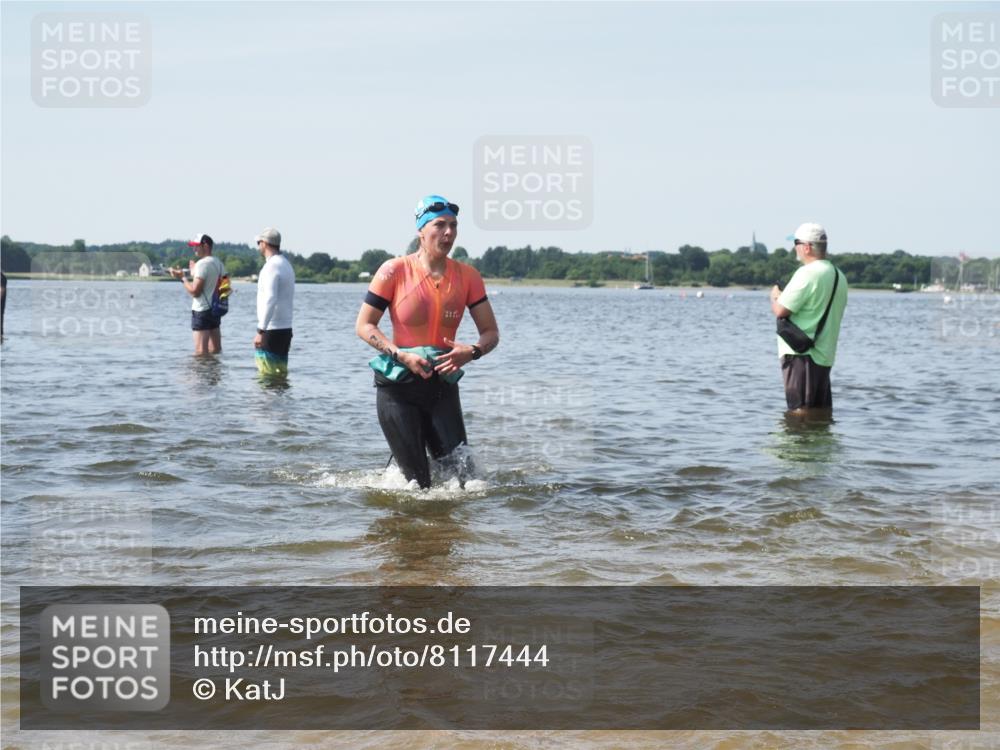 22.06.2025 - Viking Triathlon KatJ http://msf.ph/oto/8117444 22.06.2025 10:44:27 Schwimmen 103, 130, 205, 219 meine-sportfotos.de