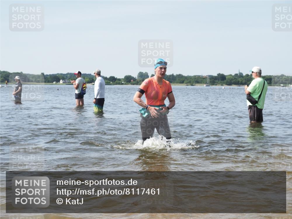 22.06.2025 - Viking Triathlon KatJ http://msf.ph/oto/8117461 22.06.2025 10:44:27 Schwimmen 103, 130, 205, 219 meine-sportfotos.de