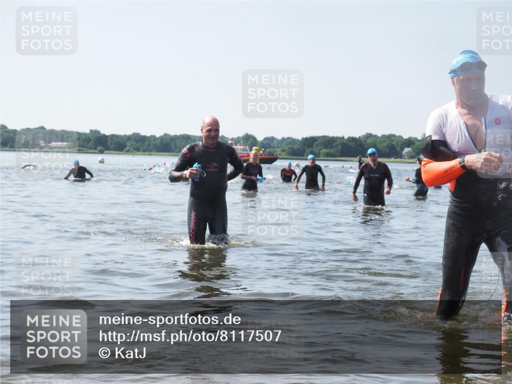 22.06.2025 - Viking Triathlon KatJ http://msf.ph/oto/8117507 22.06.2025 10:44:34 Schwimmen 18, 205, 219, 446 meine-sportfotos.de