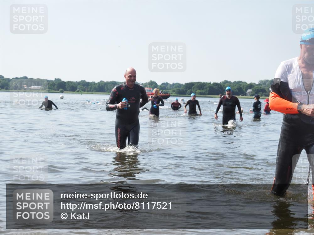 22.06.2025 - Viking Triathlon KatJ http://msf.ph/oto/8117521 22.06.2025 10:44:35 Schwimmen 18, 205, 219, 440, 446 meine-sportfotos.de