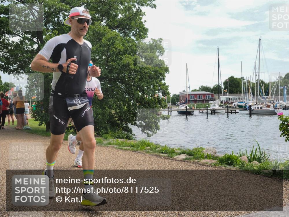 22.06.2025 - Viking Triathlon KatJ http://msf.ph/oto/8117525 22.06.2025 13:28:17 Laufen 172, 415 meine-sportfotos.de