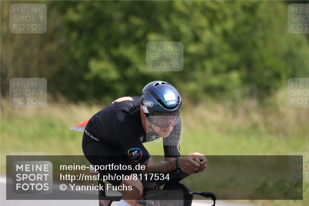 22.06.2025 - Viking Triathlon Yannick Fuchs http://msf.ph/oto/8117534 22.06.2025 11:42:56 Radfahren 2, 45, 76, 81, 91, 332, 414, 441, 610, 623, 661 meine-sportfotos.de