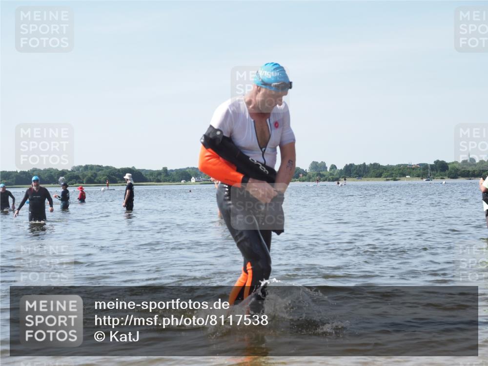 22.06.2025 - Viking Triathlon KatJ http://msf.ph/oto/8117538 22.06.2025 10:44:36 Schwimmen 18, 205, 219, 440, 446 meine-sportfotos.de