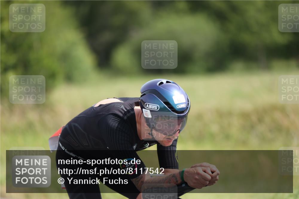 22.06.2025 - Viking Triathlon Yannick Fuchs http://msf.ph/oto/8117542 22.06.2025 11:42:57 Radfahren 2, 76, 81, 91, 332, 414, 441, 610, 623, 661 meine-sportfotos.de