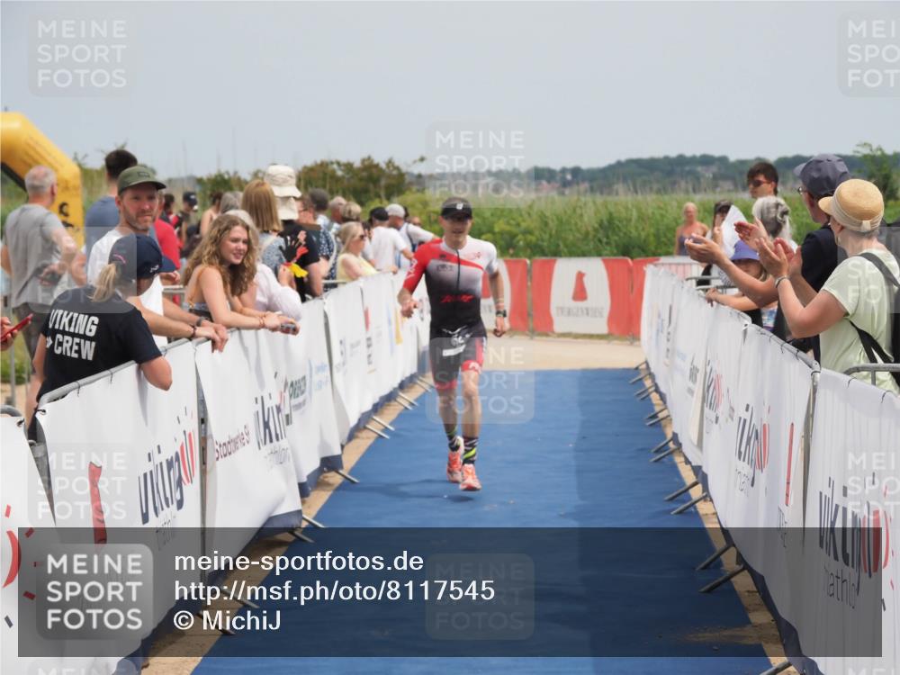 22.06.2025 - Viking Triathlon MichiJ http://msf.ph/oto/8117545 22.06.2025 14:56:38 Ziel 88, 352 meine-sportfotos.de