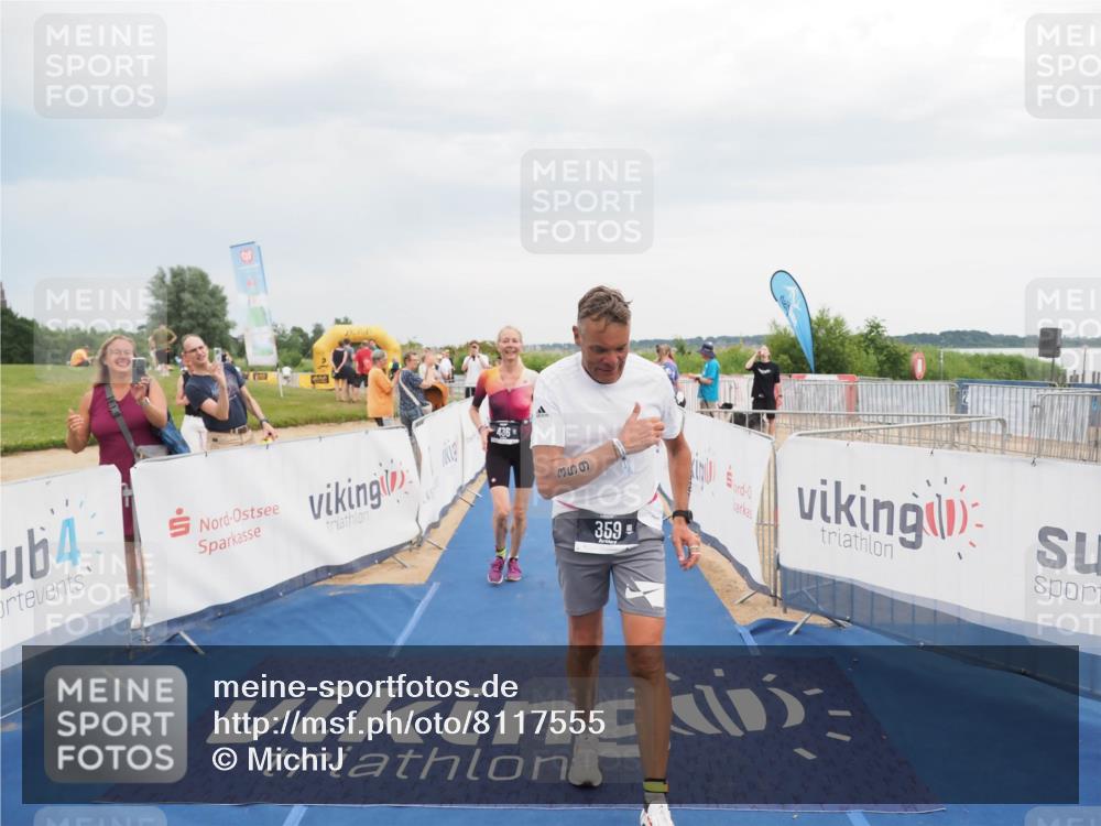 22.06.2025 - Viking Triathlon MichiJ http://msf.ph/oto/8117555 22.06.2025 16:53:37 Ziel 359, 436 meine-sportfotos.de