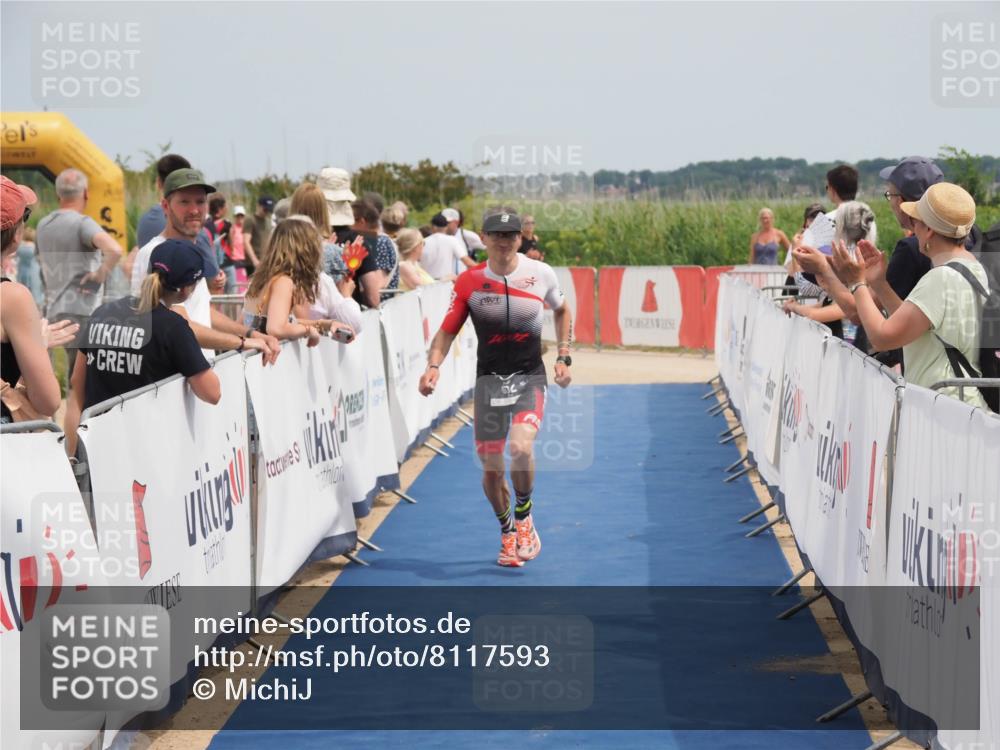 22.06.2025 - Viking Triathlon MichiJ http://msf.ph/oto/8117593 22.06.2025 14:56:38 Ziel 88, 352 meine-sportfotos.de