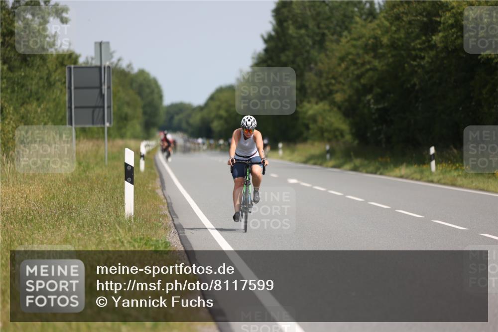 22.06.2025 - Viking Triathlon Yannick Fuchs http://msf.ph/oto/8117599 22.06.2025 11:43:04 Radfahren 21, 46, 76, 91, 157, 332, 334, 623, 633 meine-sportfotos.de
