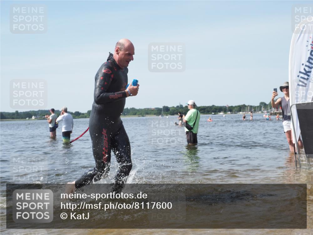 22.06.2025 - Viking Triathlon KatJ http://msf.ph/oto/8117600 22.06.2025 10:44:41 Schwimmen 18, 205, 219, 440, 446 meine-sportfotos.de