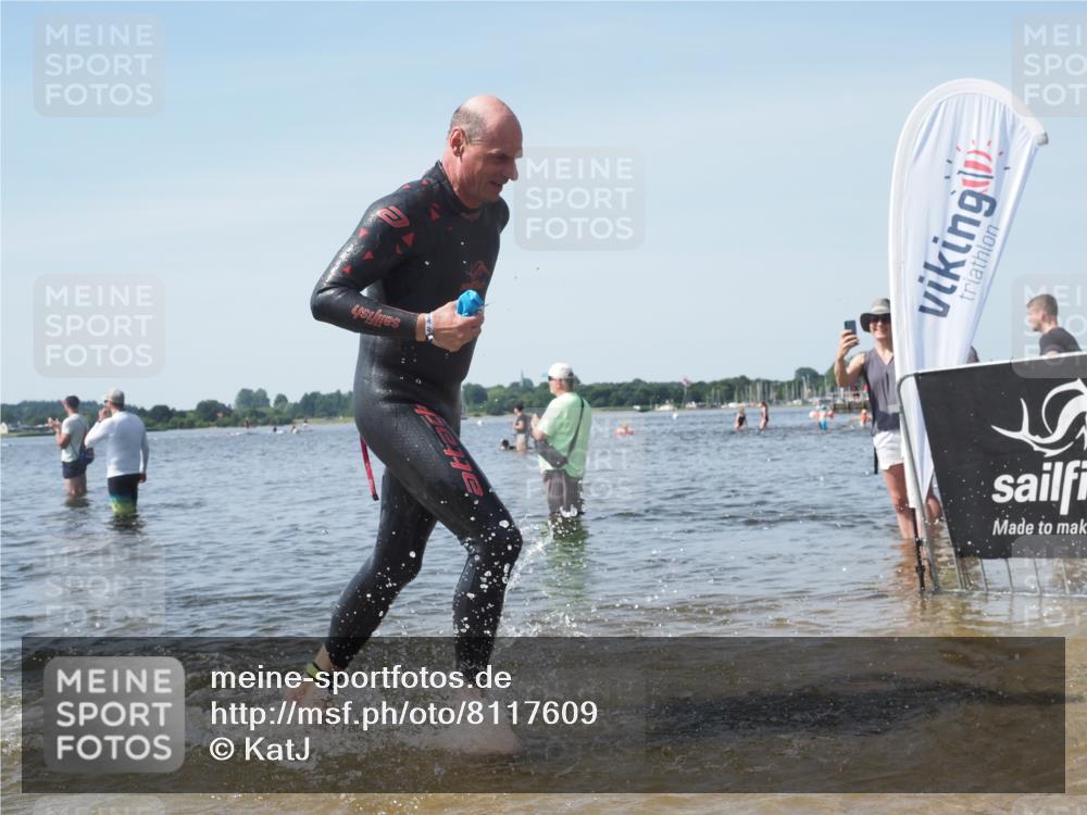 22.06.2025 - Viking Triathlon KatJ http://msf.ph/oto/8117609 22.06.2025 10:44:41 Schwimmen 18, 205, 219, 440, 446 meine-sportfotos.de