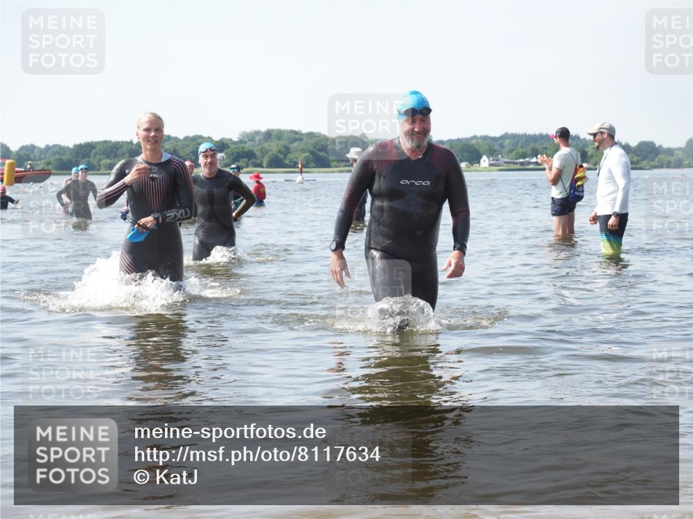22.06.2025 - Viking Triathlon KatJ http://msf.ph/oto/8117634 22.06.2025 10:44:46 Schwimmen 18, 440, 446, 653 meine-sportfotos.de