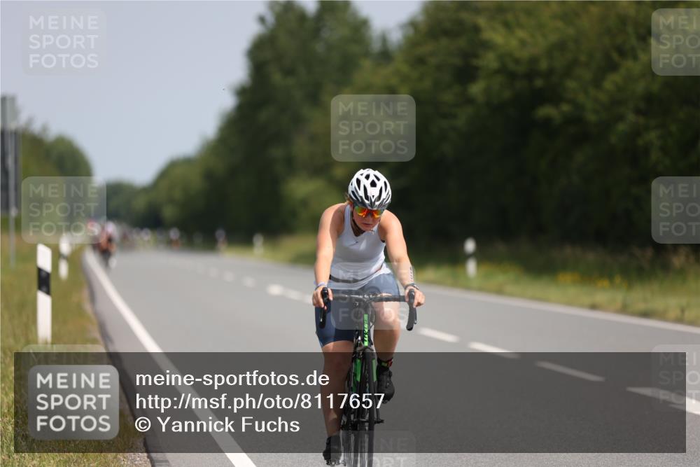 22.06.2025 - Viking Triathlon Yannick Fuchs http://msf.ph/oto/8117657 22.06.2025 11:43:07 Radfahren 21, 46, 76, 91, 157, 179, 332, 334, 633 meine-sportfotos.de