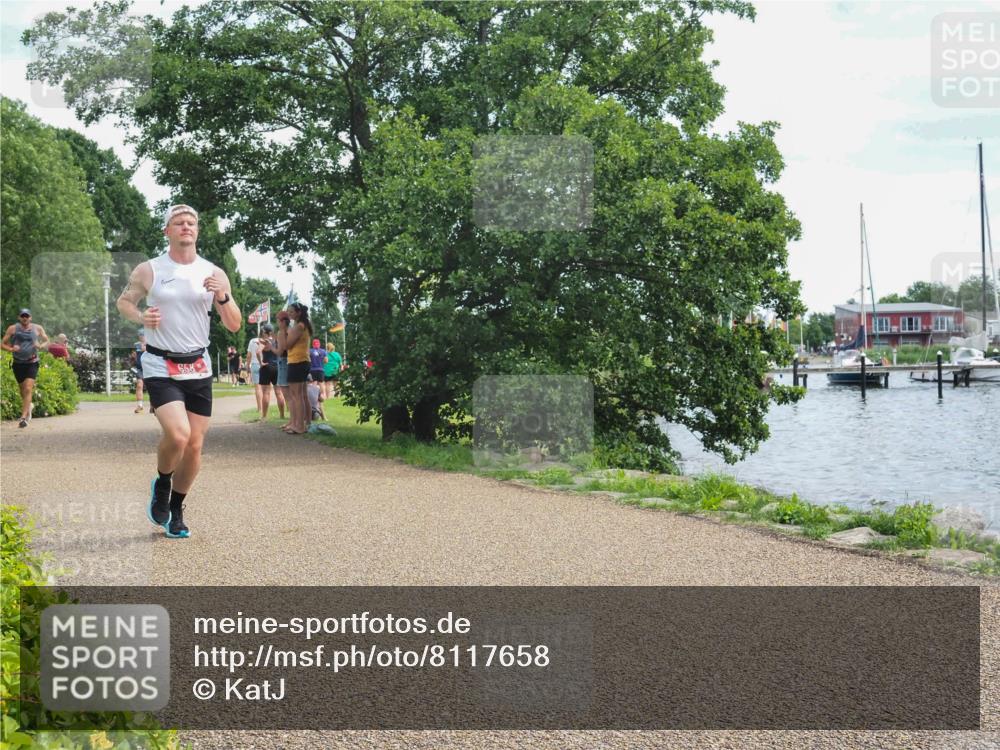 22.06.2025 - Viking Triathlon KatJ http://msf.ph/oto/8117658 22.06.2025 13:28:51 Laufen 658 meine-sportfotos.de