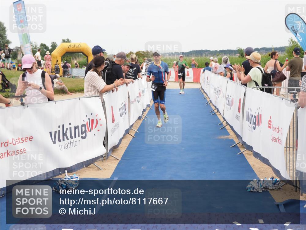22.06.2025 - Viking Triathlon MichiJ http://msf.ph/oto/8117667 22.06.2025 15:07:33 Ziel 28, 113 meine-sportfotos.de