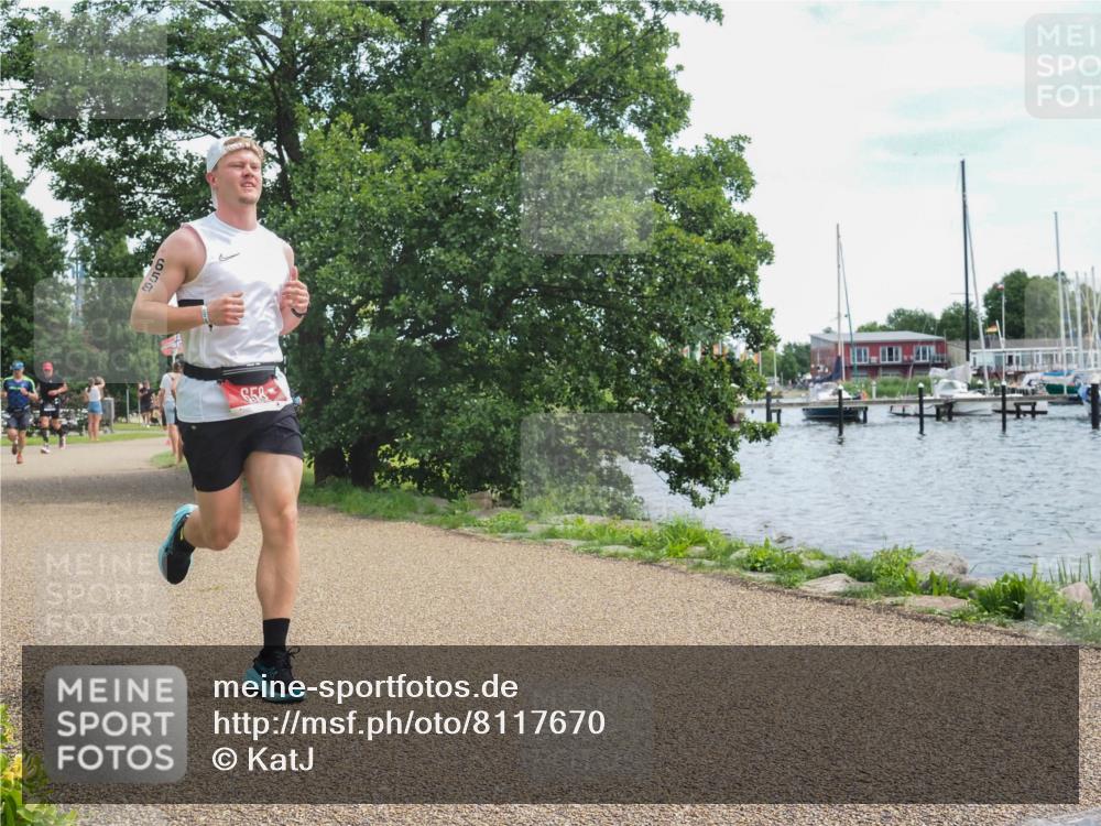 22.06.2025 - Viking Triathlon KatJ http://msf.ph/oto/8117670 22.06.2025 13:28:52 Laufen 643, 658 meine-sportfotos.de