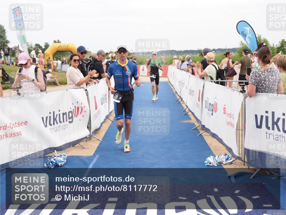 22.06.2025 - Viking Triathlon MichiJ http://msf.ph/oto/8117772 22.06.2025 15:07:35 Ziel 28, 113 meine-sportfotos.de