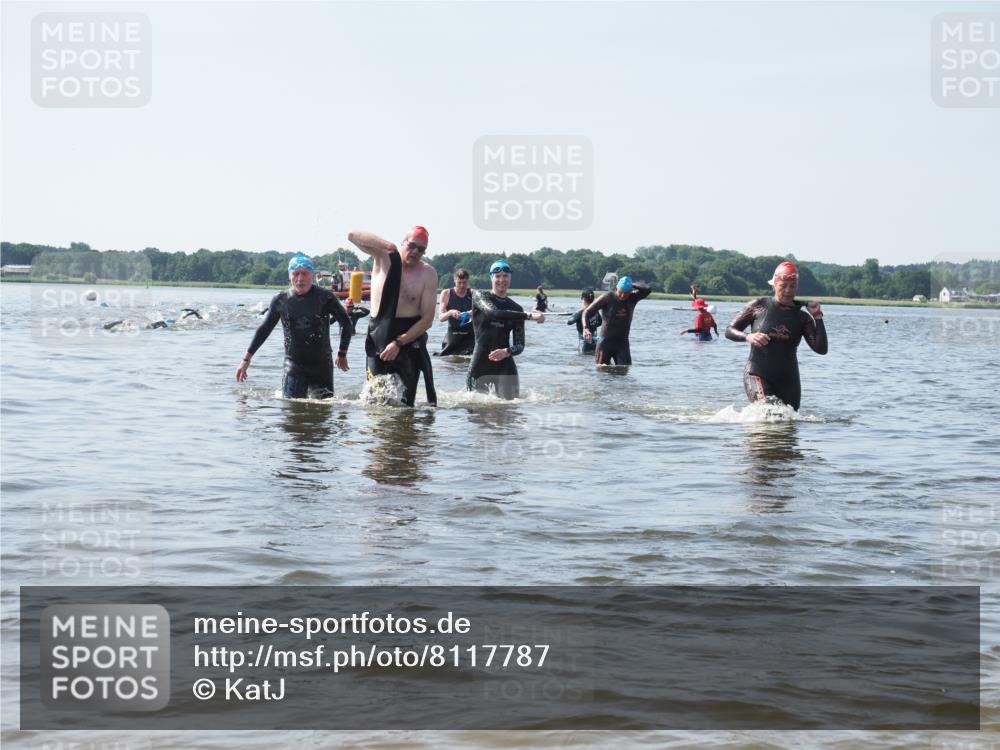 22.06.2025 - Viking Triathlon KatJ http://msf.ph/oto/8117787 22.06.2025 10:44:56 Schwimmen 39, 168, 440, 638, 653 meine-sportfotos.de