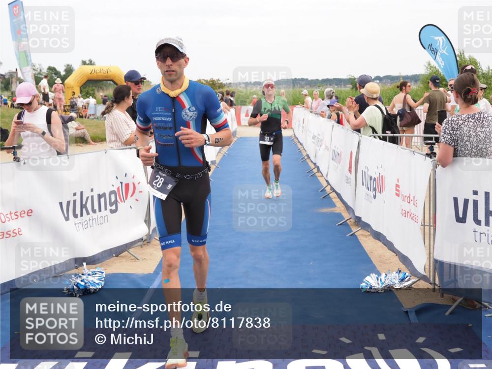 22.06.2025 - Viking Triathlon MichiJ http://msf.ph/oto/8117838 22.06.2025 15:07:36 Ziel 28, 113 meine-sportfotos.de