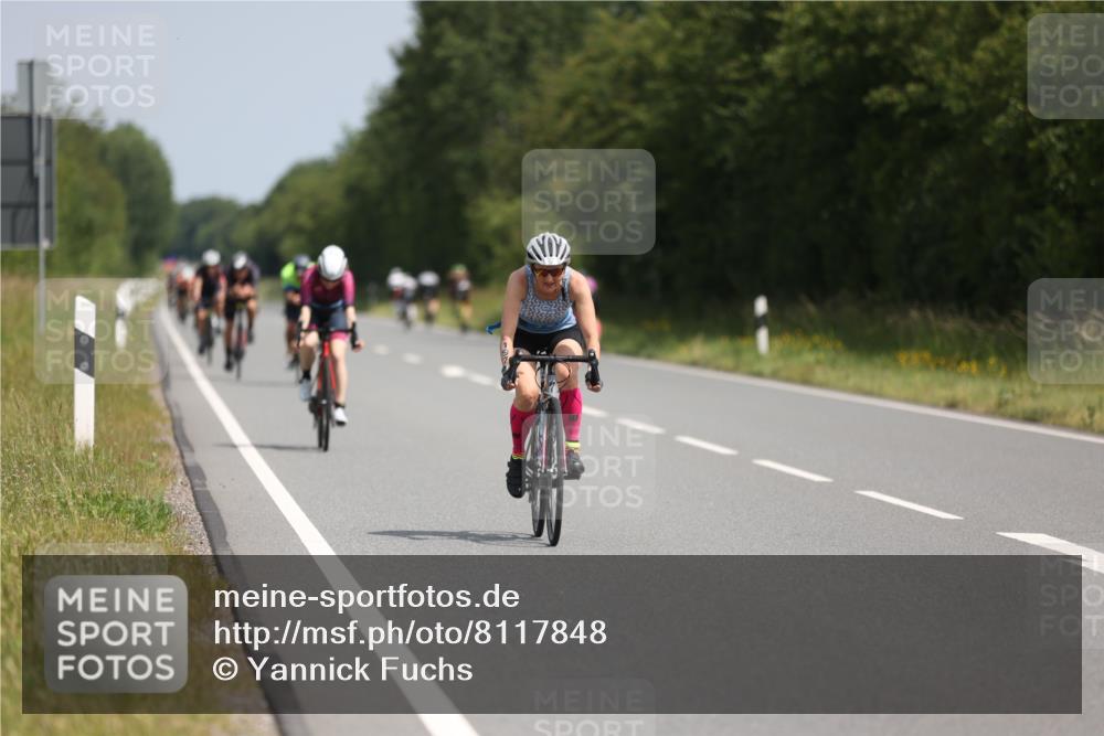22.06.2025 - Viking Triathlon Yannick Fuchs http://msf.ph/oto/8117848 22.06.2025 11:43:30 Radfahren 183, 197, 372, 418, 518, 525, 632, 643 meine-sportfotos.de