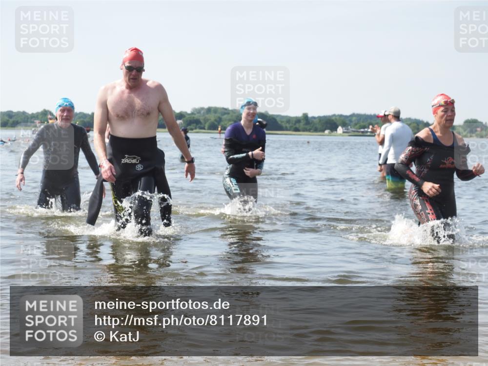 22.06.2025 - Viking Triathlon KatJ http://msf.ph/oto/8117891 22.06.2025 10:45:01 Schwimmen 39, 168, 346, 493, 638, 653 meine-sportfotos.de