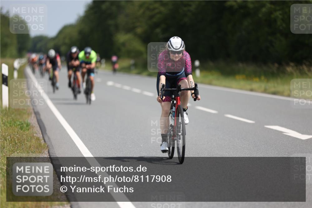 22.06.2025 - Viking Triathlon Yannick Fuchs http://msf.ph/oto/8117908 22.06.2025 11:43:33 Radfahren 183, 197, 364, 372, 418, 518, 525, 632 meine-sportfotos.de