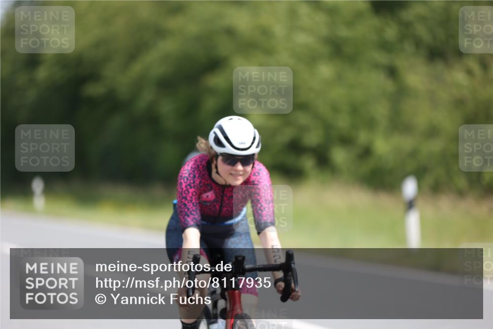 22.06.2025 - Viking Triathlon Yannick Fuchs http://msf.ph/oto/8117935 22.06.2025 11:43:34 Radfahren 183, 197, 364, 372, 418, 466, 518, 525, 632 meine-sportfotos.de