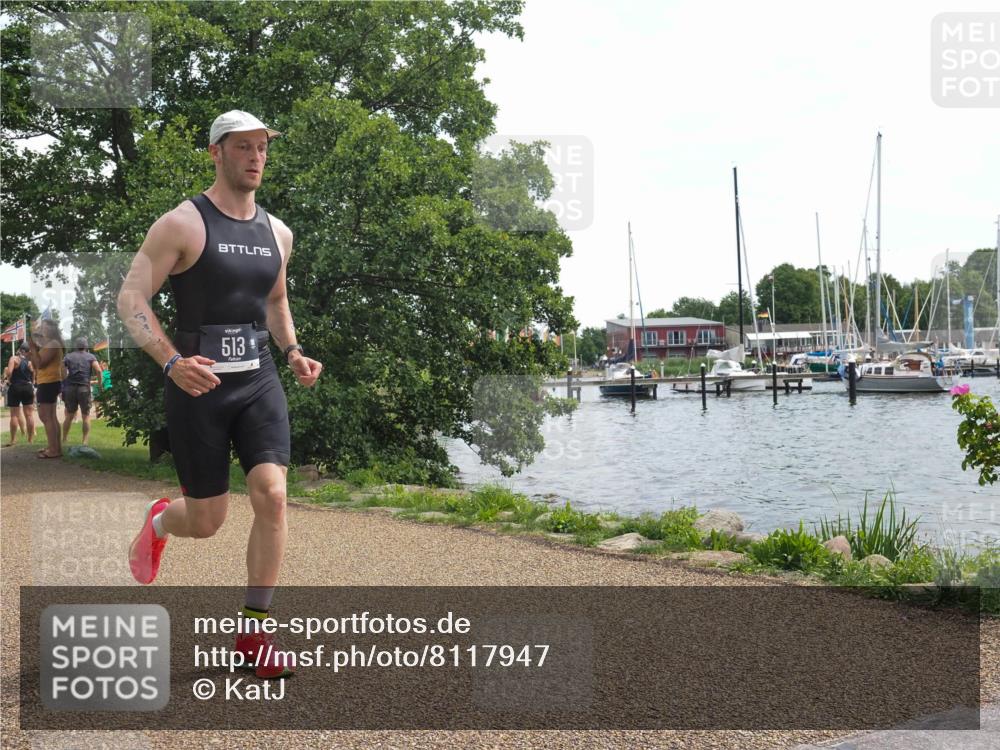 22.06.2025 - Viking Triathlon KatJ http://msf.ph/oto/8117947 22.06.2025 13:29:26 Laufen 513, 657 meine-sportfotos.de