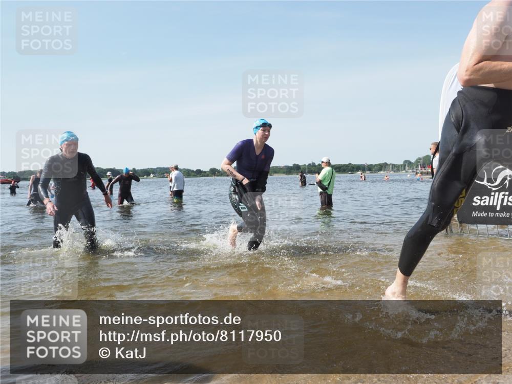 22.06.2025 - Viking Triathlon KatJ http://msf.ph/oto/8117950 22.06.2025 10:45:06 Schwimmen 39, 168, 346, 493, 503, 638, 653 meine-sportfotos.de