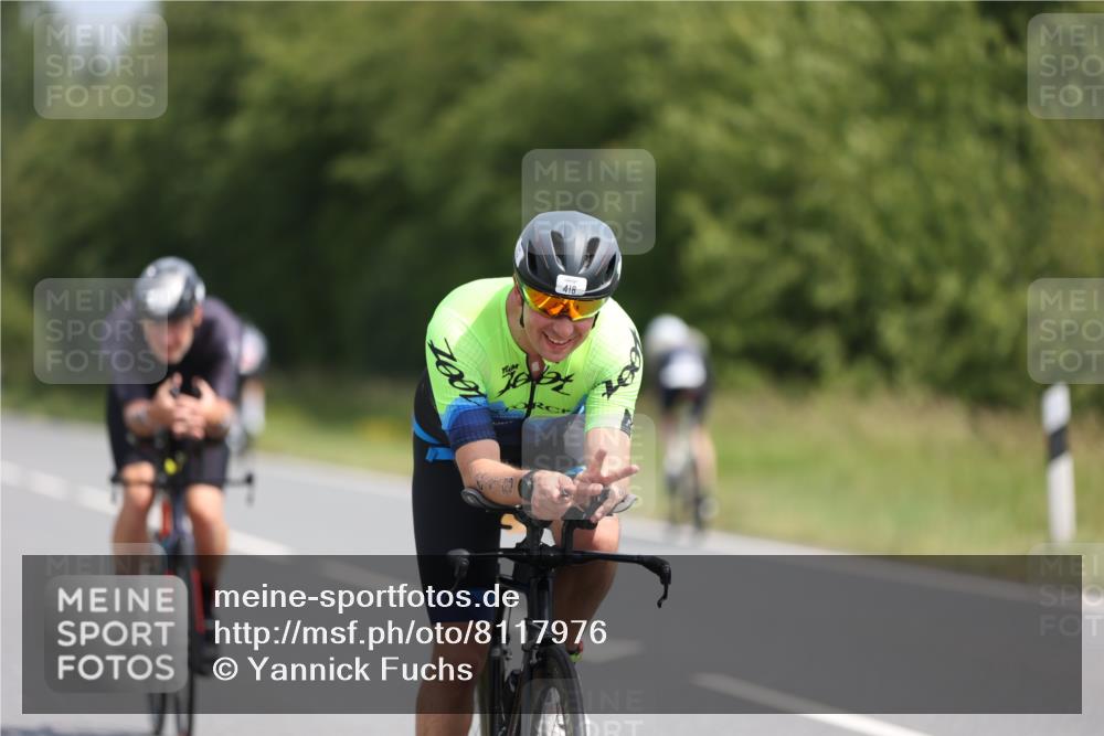 22.06.2025 - Viking Triathlon Yannick Fuchs http://msf.ph/oto/8117976 22.06.2025 11:43:37 Radfahren 37, 183, 202, 364, 372, 418, 466, 525, 632 meine-sportfotos.de