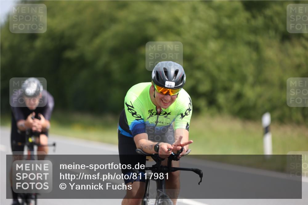 22.06.2025 - Viking Triathlon Yannick Fuchs http://msf.ph/oto/8117981 22.06.2025 11:43:37 Radfahren 37, 183, 202, 364, 372, 418, 466, 525, 632 meine-sportfotos.de