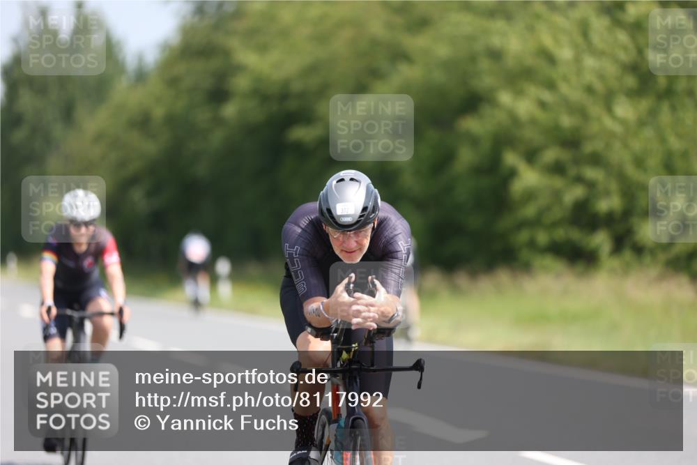 22.06.2025 - Viking Triathlon Yannick Fuchs http://msf.ph/oto/8117992 22.06.2025 11:43:37 Radfahren 37, 183, 202, 364, 372, 418, 466, 525, 632 meine-sportfotos.de