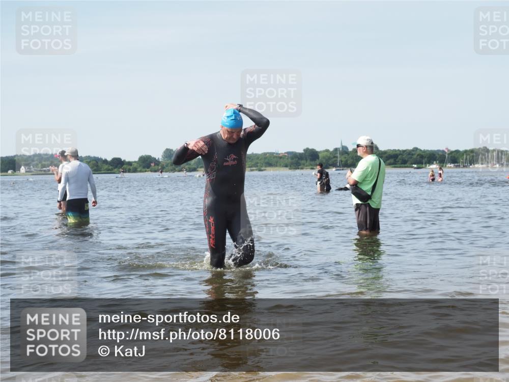 22.06.2025 - Viking Triathlon KatJ http://msf.ph/oto/8118006 22.06.2025 10:45:13 Schwimmen 68, 346, 493, 503, 605 meine-sportfotos.de