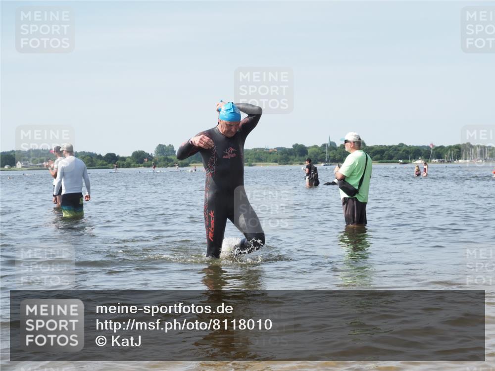 22.06.2025 - Viking Triathlon KatJ http://msf.ph/oto/8118010 22.06.2025 10:45:13 Schwimmen 68, 346, 493, 503, 605 meine-sportfotos.de
