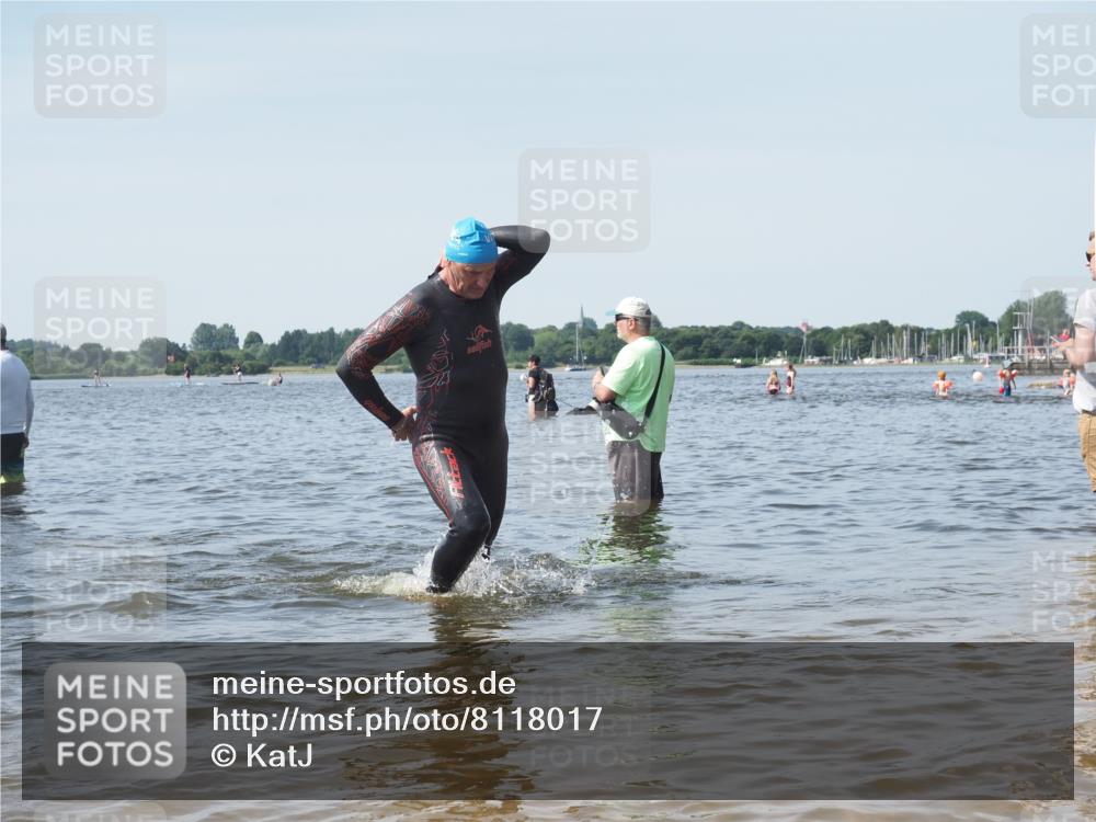 22.06.2025 - Viking Triathlon KatJ http://msf.ph/oto/8118017 22.06.2025 10:45:13 Schwimmen 68, 346, 493, 503, 605 meine-sportfotos.de
