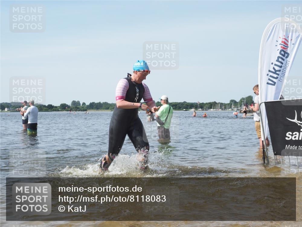22.06.2025 - Viking Triathlon KatJ http://msf.ph/oto/8118083 22.06.2025 10:45:22 Schwimmen 68, 102, 108, 503, 605 meine-sportfotos.de