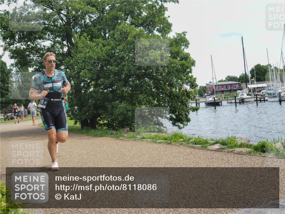 22.06.2025 - Viking Triathlon KatJ http://msf.ph/oto/8118086 22.06.2025 13:29:44 Laufen 376, 444 meine-sportfotos.de