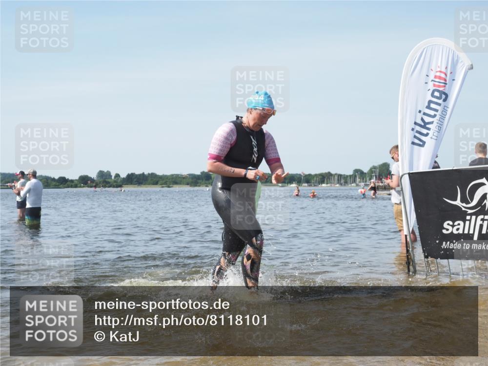 22.06.2025 - Viking Triathlon KatJ http://msf.ph/oto/8118101 22.06.2025 10:45:22 Schwimmen 68, 102, 108, 503, 605 meine-sportfotos.de