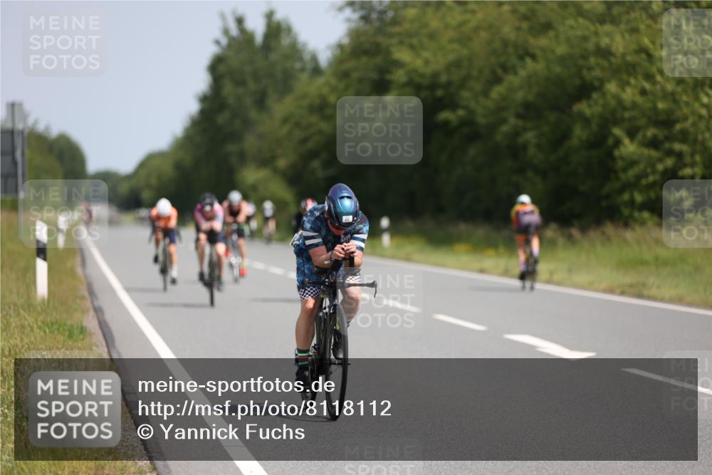 22.06.2025 - Viking Triathlon Yannick Fuchs http://msf.ph/oto/8118112 22.06.2025 11:43:43 Radfahren 37, 130, 183, 202, 308, 364, 390, 466 meine-sportfotos.de