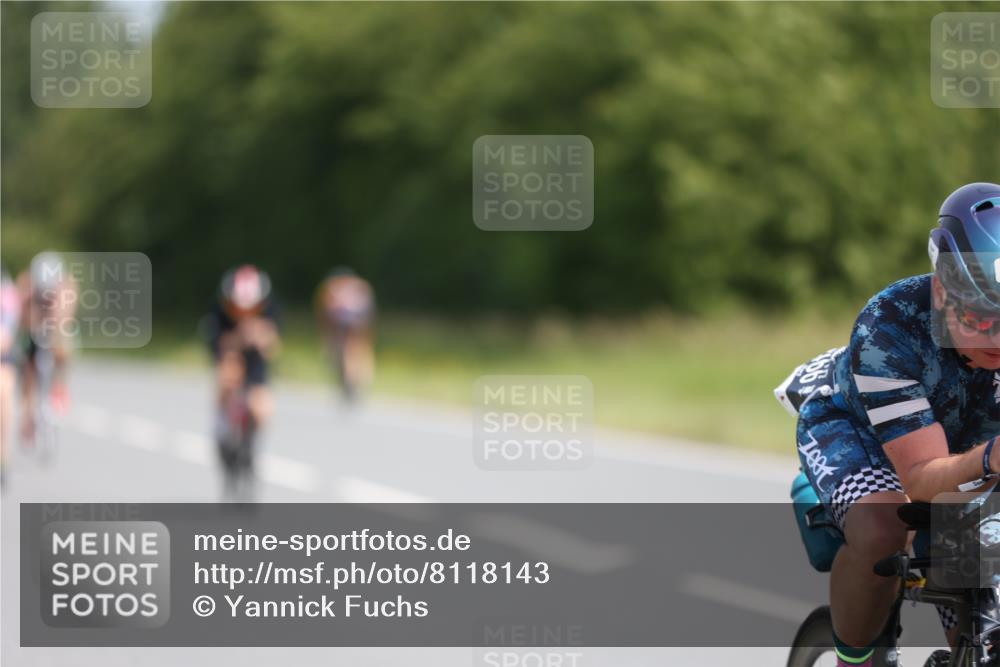 22.06.2025 - Viking Triathlon Yannick Fuchs http://msf.ph/oto/8118143 22.06.2025 11:43:44 Radfahren 37, 130, 202, 308, 364, 390, 466, 495 meine-sportfotos.de