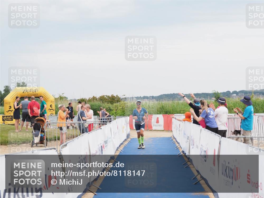 22.06.2025 - Viking Triathlon MichiJ http://msf.ph/oto/8118147 22.06.2025 16:56:12 Ziel 23 meine-sportfotos.de