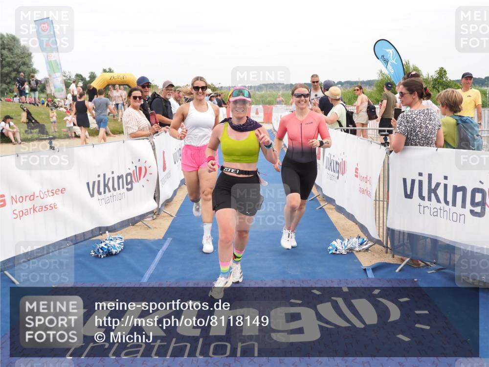 22.06.2025 - Viking Triathlon MichiJ http://msf.ph/oto/8118149 22.06.2025 15:07:53 Ziel 612 meine-sportfotos.de