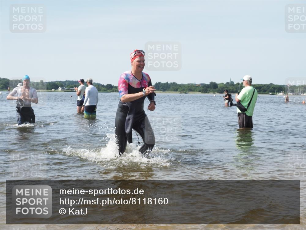 22.06.2025 - Viking Triathlon KatJ http://msf.ph/oto/8118160 22.06.2025 10:45:29 Schwimmen 68, 102, 108, 197, 466, 605 meine-sportfotos.de
